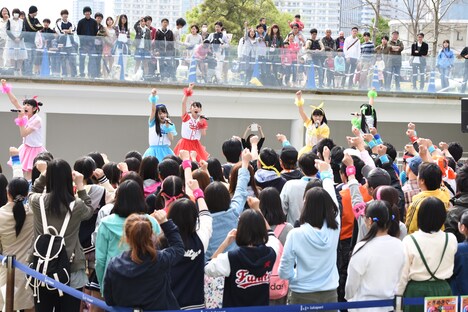 ときめき▽宣伝部～3rd SEASON～「むてきなツアー」公演初日の様子。