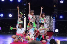 「iCON DOLL LOUNGE 2016 SPRING & SUMMER COLLECTION」での妄想キャリブレーション。（写真提供：ソニー・ミュージックレコーズ）