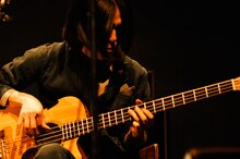 佐藤雅俊（B）（Photo by Yukihide "JON..."Takimoto）