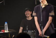 TWEEDEESのサポートメンバー原“GEN”秀樹（Dr / NORTHERN BRIGHT、SCOTT GOES FOR）（撮影：吉田進吾）