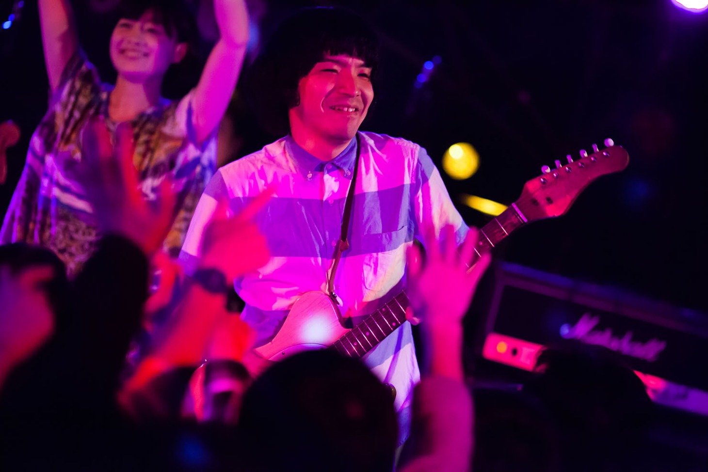 ネロ（G / 藤岡みなみ＆ザ・モローンズ）（撮影：勝永裕介）