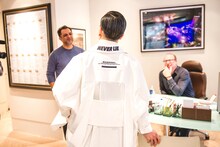 Def Jam Recordingのオフィスを訪問するAK-69。