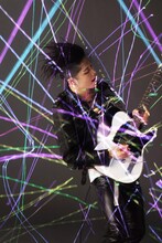 MIYAVI（Photo by MASAYOSHI SUKITA）