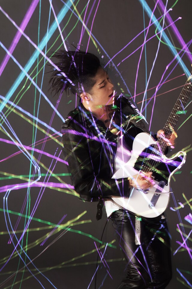 MIYAVI （Photo by MASAYOSHI SUKITA​）