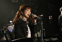 瀬川あやか（提供：ポニーキャニオン）