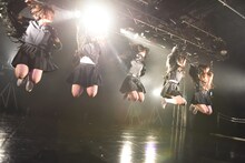 BELLRING少女ハートによるライブの様子。