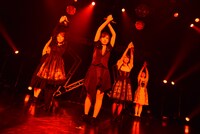 STARMARIE単独公演「FANTASY TRIP ～第二幕 星祭りの夜から～」の様子。