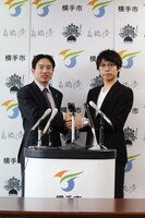 高橋大横手市長と高橋優。