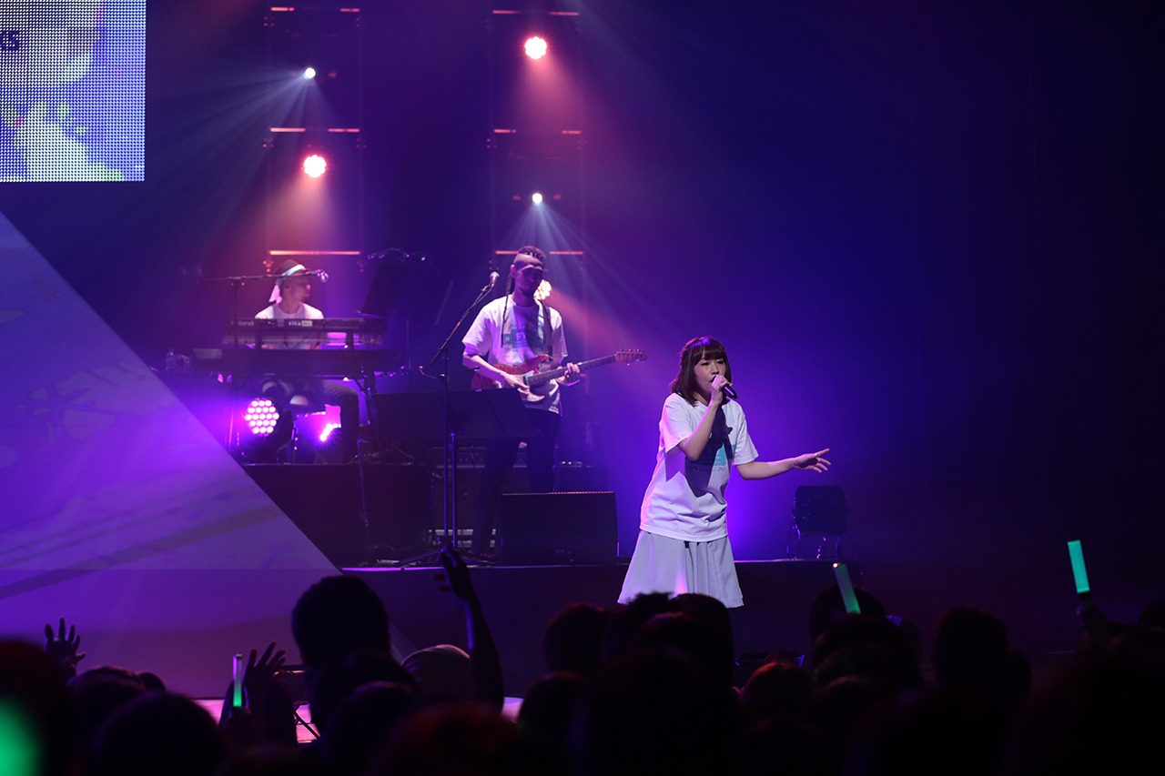 やなぎなぎ「Follow Your Tracks」EX THEATER ROPPONGI公演の様子。（写真提供：NBCユニバーサル・エンターテイメント）
