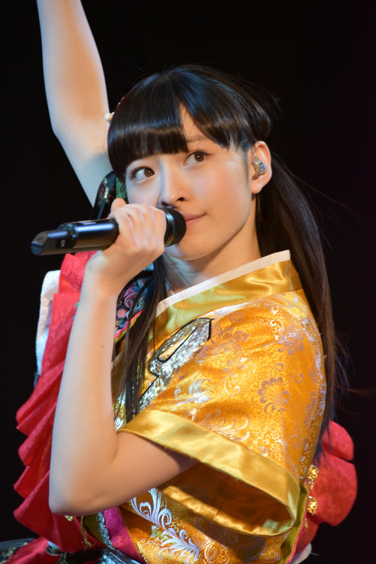松野莉奈