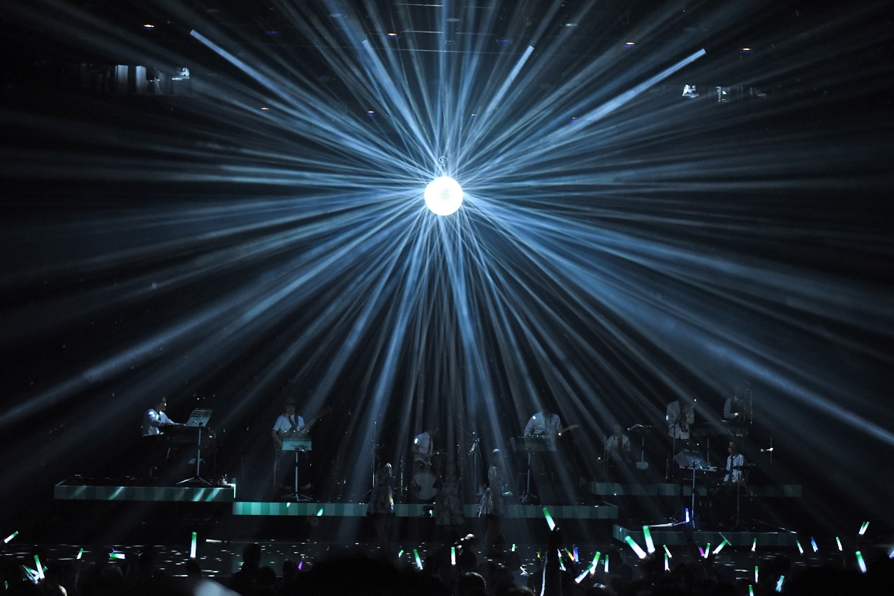 「Negicco Second Tour "The Music Band of Negicco" supported byサトウ食品」最終公演の様子。