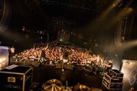 Crystal Lake「CHAMPIONSHIP TOUR 2016」東京・赤坂BLITZ公演の様子。（Photo by Takashi "TAKA” Konuma）