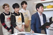 左からユーキ、ユースケ、タカシ、井上裕介。