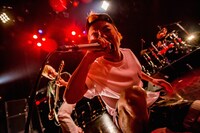 SHADOWS（Photo by Takashi "TAKA” Konuma）