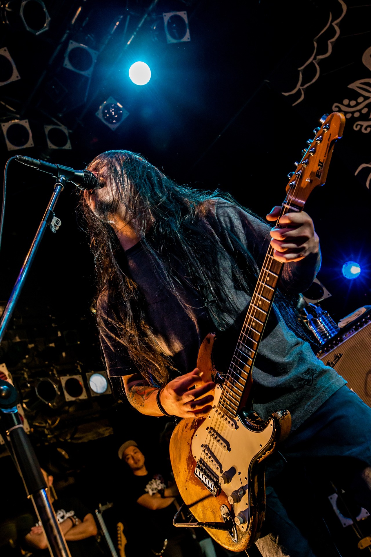 Hayato Mochizuki（Vo, G）（Photo by Takashi "TAKA" Konuma）