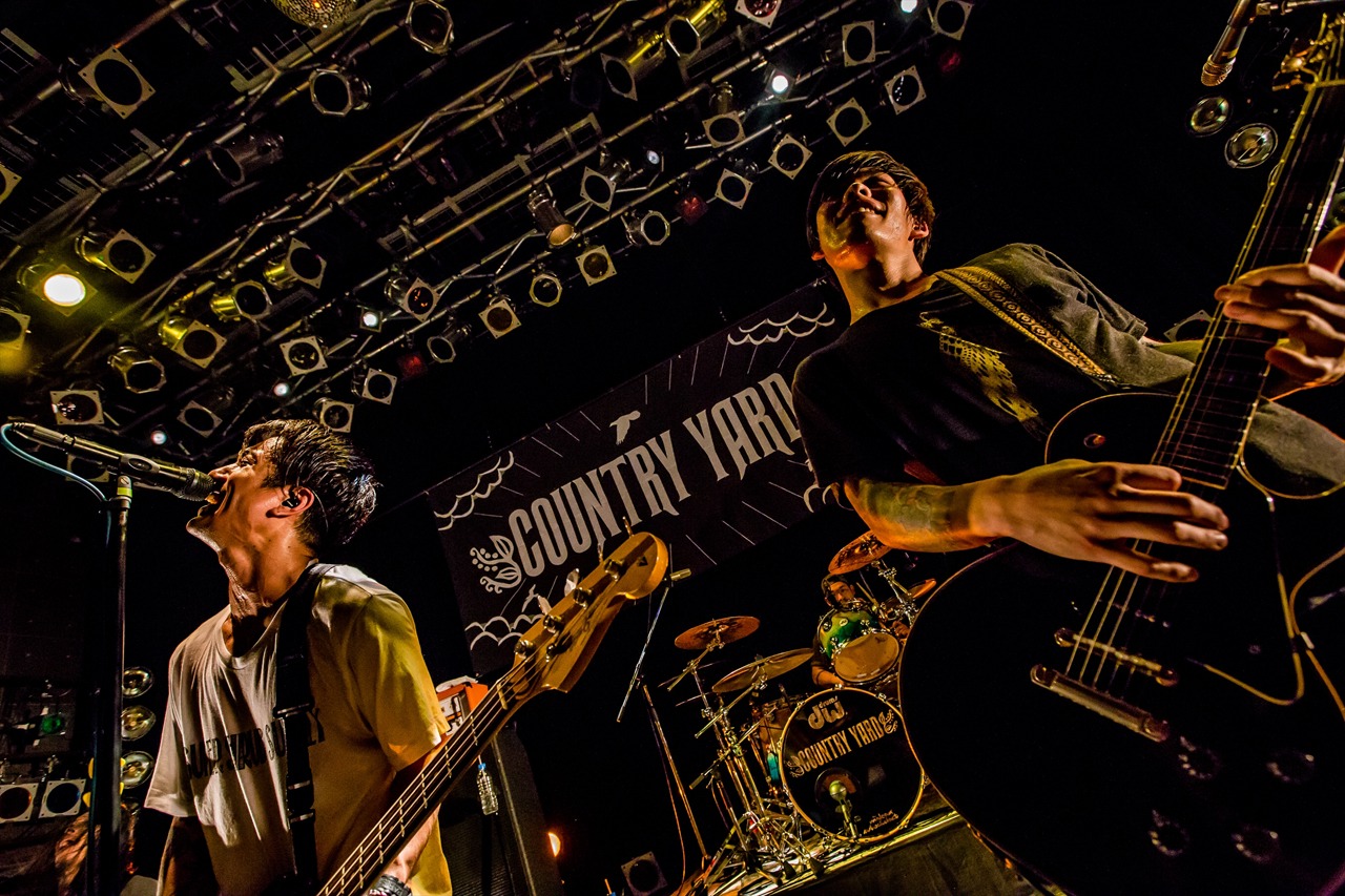 COUNTRY YARD「BROTHERHOOD ONEMAN TOUR」東京・TSUTAYA O-WEST公演の様子。（Photo by Takashi "TAKA" Konuma）