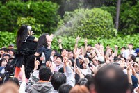 BELLRING少女ハートによるライブの様子。