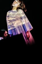 「吉澤嘉代子 絶景ツアー “夢をみているのよ”」最終公演の様子。（撮影：鳥居洋介）