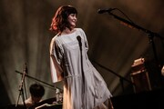 「吉澤嘉代子 絶景ツアー “夢をみているのよ”」最終公演の様子。（撮影：鳥居洋介）
