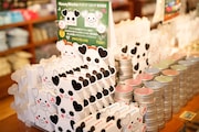 期間限定ショップ「HoneyWorks POPUP SHOP」店内の様子。(写真提供:アニプレックス)