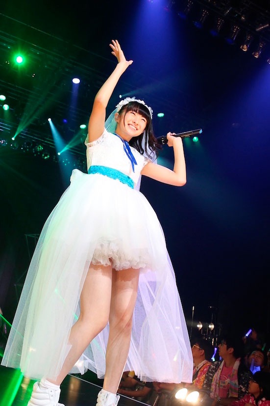 春名真依（写真提供：avex trax）