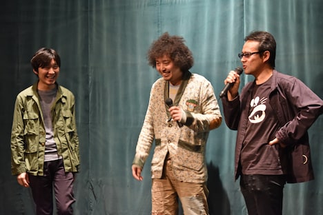 左から蓮沼執太、U-zhaan、企画・プロデューサーの坂本雅司氏。