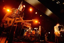 locofrank「"Returning" Tour 2016」東京・LIQUIDROOM公演の様子。（撮影：半田安政[showcase]）