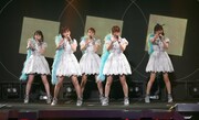 「Juice=Juice LIVE MISSION 220 ～Code3　Special→Growing Up!～」東京・中野サンプラザ公演の様子。（提供：アップフロントグループ）