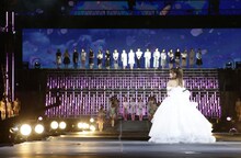 映画「DOCUMENTARY of AKB48」（仮）ビジュアル (c)2016「DOCUMENTARY of AKB48」製作委員会