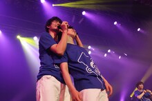 佐野勇斗（左）と吉田仁人（右）。（撮影：角田勇太）