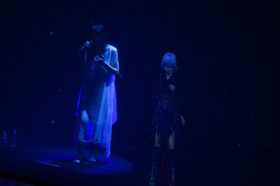 「EGOIST Greeting Tour 2016 : side-A『UNVEIL of KABANERI』」東京・Zepp Tokyo公演の様子。（Photo by peach）