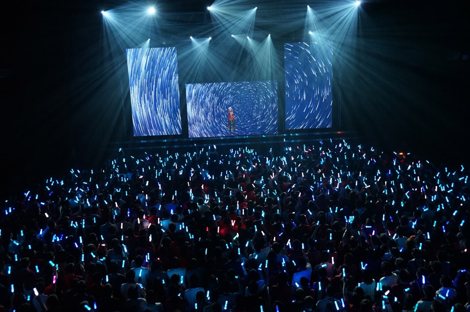 「EGOIST Greeting Tour 2016 : side-A『UNVEIL of KABANERI』」東京・Zepp Tokyo公演の様子。（Photo by peach）