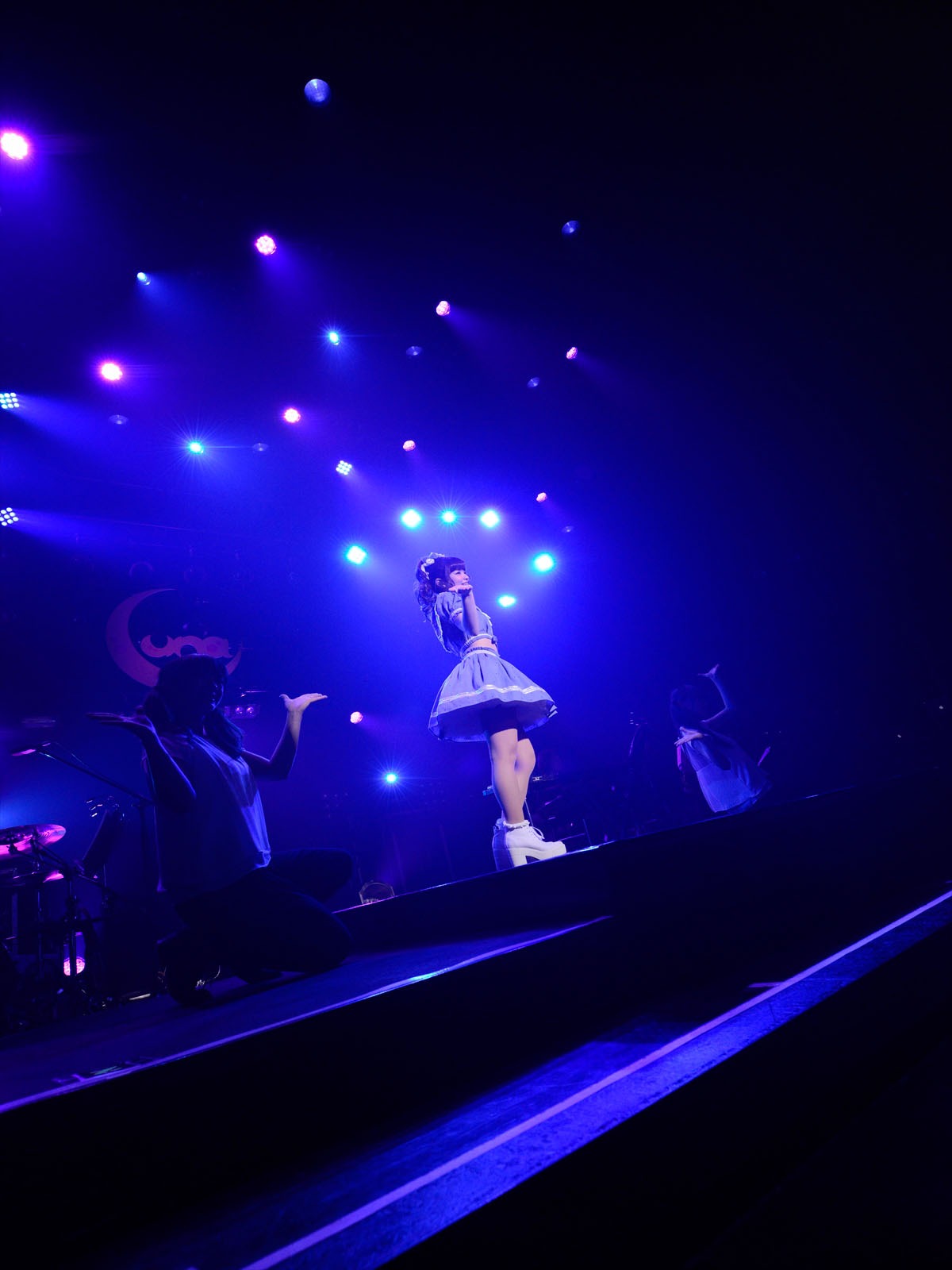 春奈るな「春奈るな LIVE 2016 "Ripple Effect"」の様子。（撮影：金井尭子）