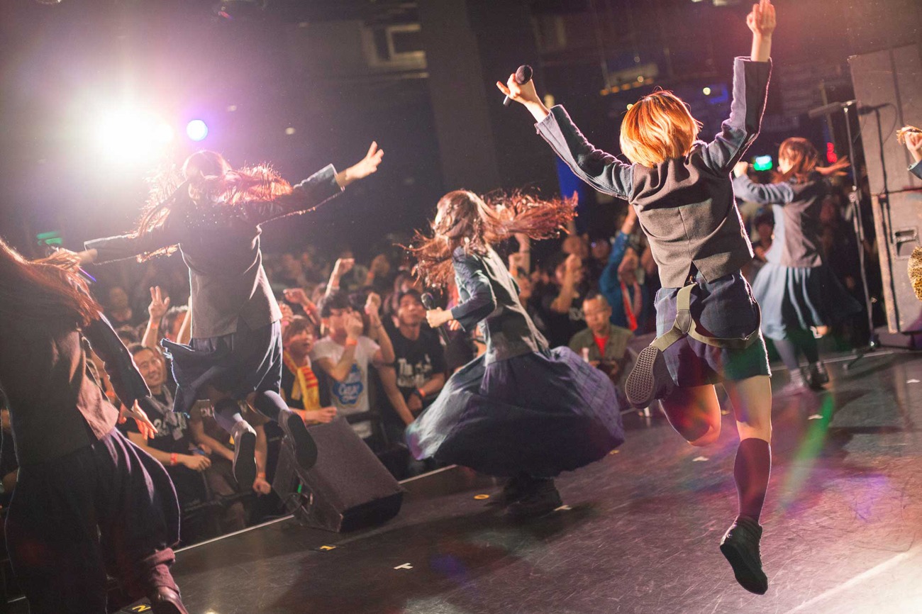 「24 Hour Party BiSH」の様子。（写真提供：エイベックス・ミュージック・クリエイティヴ株式会社）