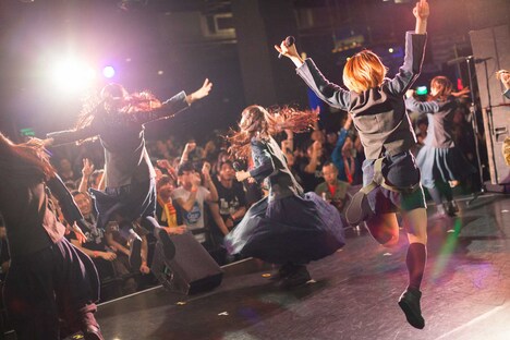 「24 Hour Party BiSH」の様子。(写真提供:エイベックス・ミュージック・クリエイティヴ株式会社)