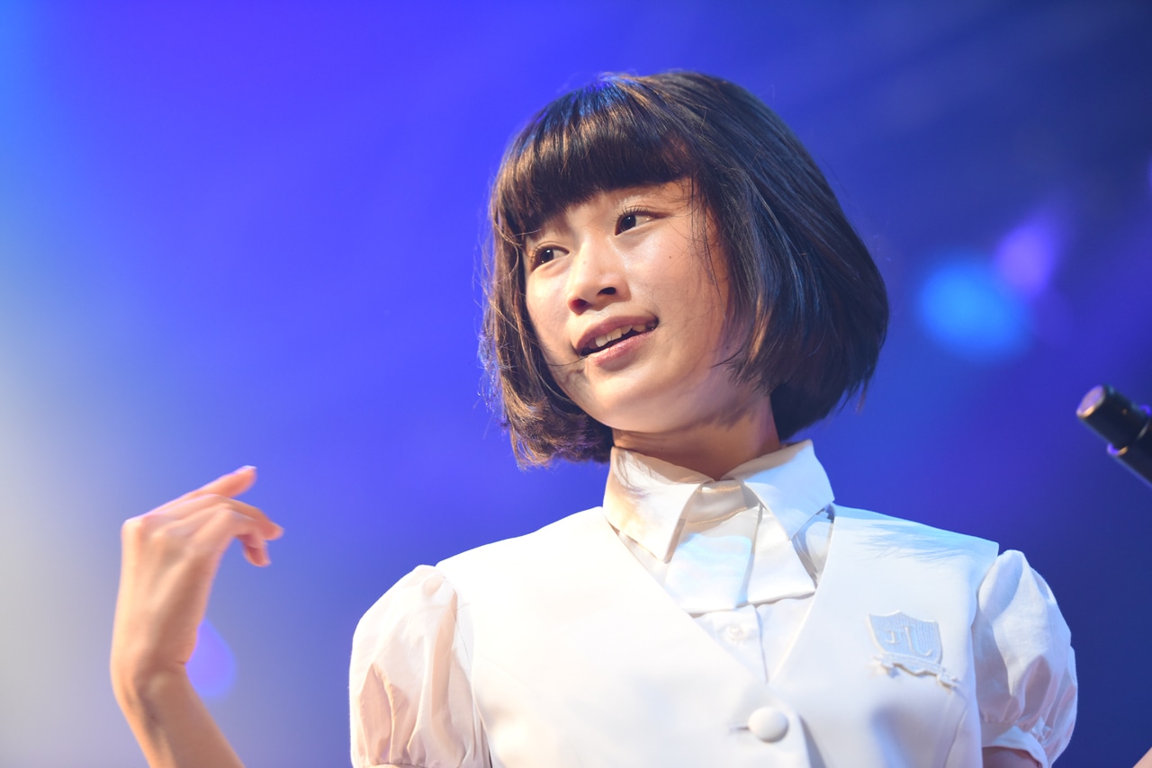 石野理子