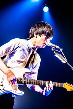 斎藤宏介（Vo, G / UNISON SQUARE GARDEN）（撮影：浜野カズシ）