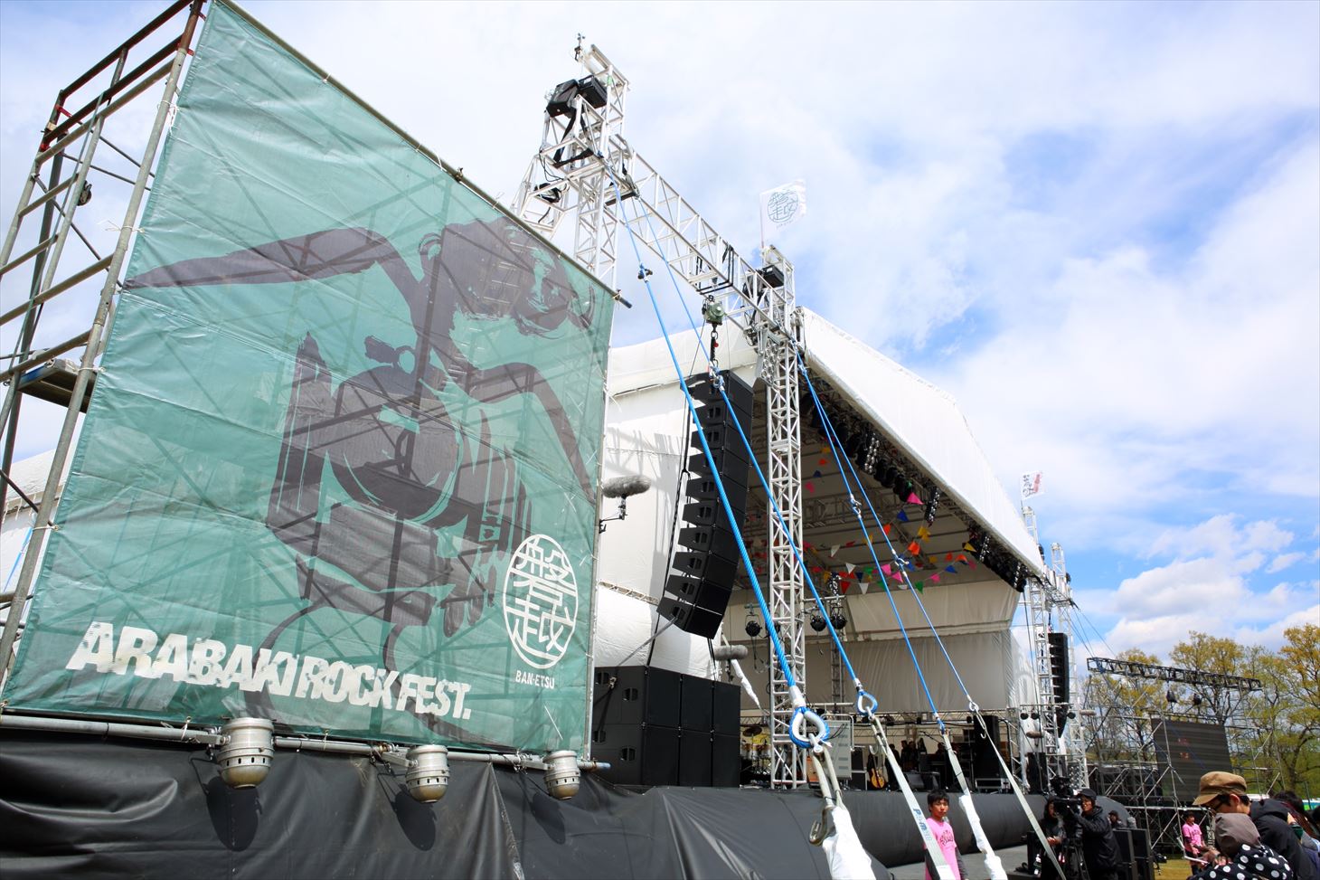 BAN-ETSUステージ（写真提供：ARABAKI PROJECT）