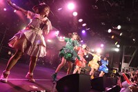 「神が宿る場所～原宿発！神宿です～」ツアーファイナル公演の様子。