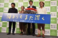 「海よりもまだ深く」トークイベント付き試写会の様子。