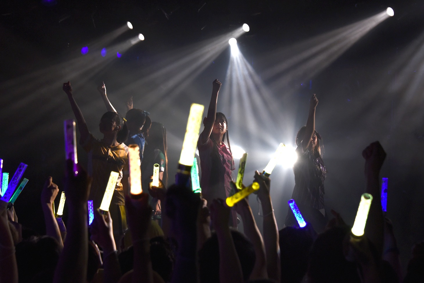 「たこやきレインボーZepp Tour～ナナイロダンスパーティー～」最終公演の様子。