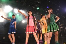 「たこやきレインボーZepp Tour～ナナイロダンスパーティー～」最終公演の様子。