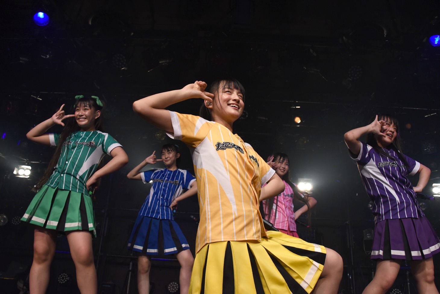 「たこやきレインボーZepp Tour～ナナイロダンスパーティー～」最終公演の様子。