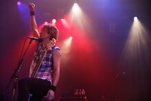 J（Vo, B）（Photo by Hiroe Yamauchi）