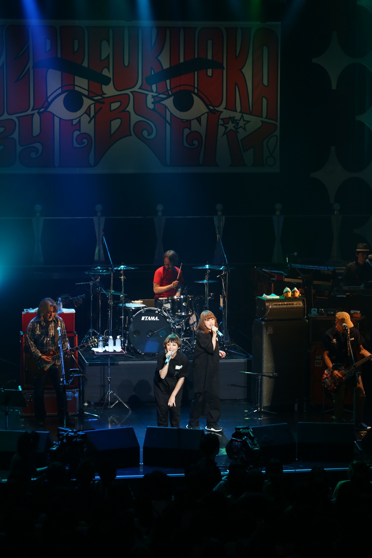 PUFFYとSPARKS GO GO。