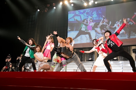 夏の魔物のライブの様子。