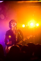 宍戸翼（Vo, G / The Cheserasera）（撮影：岡村直昭）