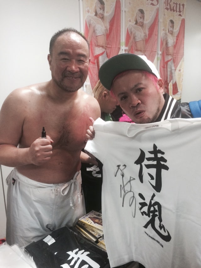 左から越中詩郎、サイプレス上野。