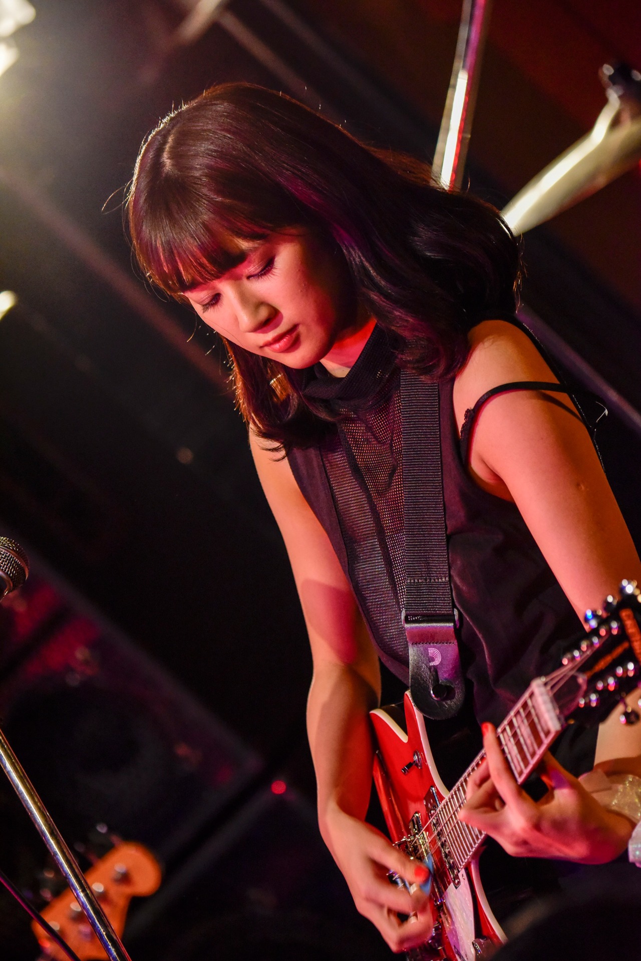 柴田ゆう（Vo, G / sympathy）（撮影：小見山峻）