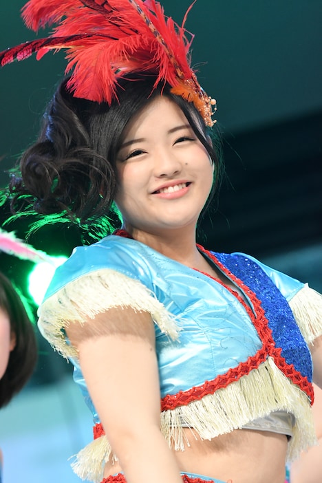鈴木香音
